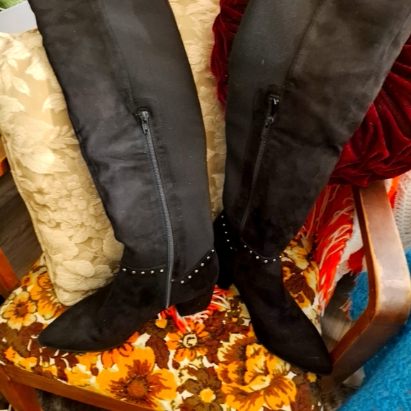 BRAND NEW BLACK OVER THE KNEE.. SEVEN DIALS, BEAUTIFUL NEW BLACK BOOTS - Picture 3 of 9